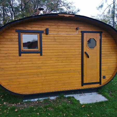 Fewo River I Familienfreundlich I Grosser Garten I Inkl Badefass I Kamin I Spielplatz Вендиш Риц Екстериор снимка