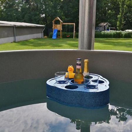 Fewo River I Familienfreundlich I Grosser Garten I Inkl Badefass I Kamin I Spielplatz Вендиш Риц Екстериор снимка